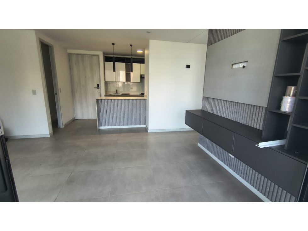Apartamento en arriendo en Castropol, Medellín · foto 4 de 13
