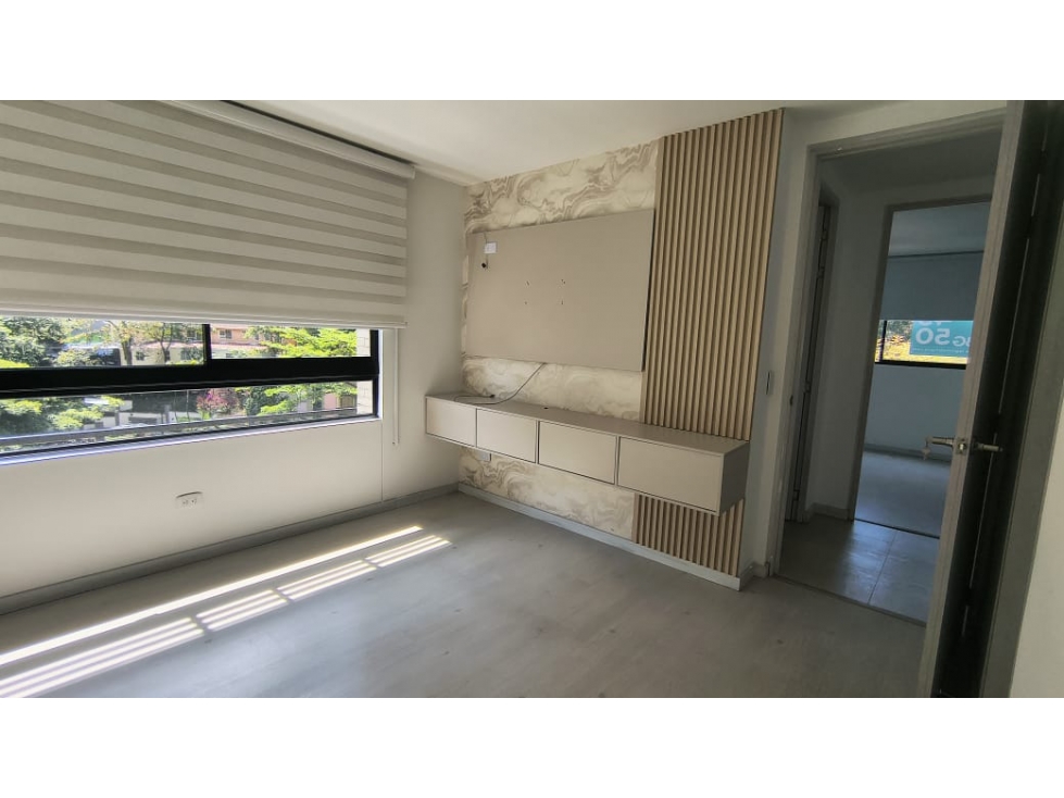 Apartamento en arriendo en Castropol, Medellín · foto 12 de 13
