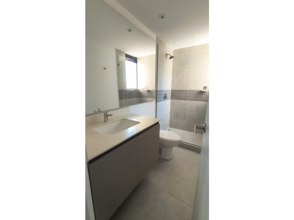 Apartamento en arriendo en Castropol, Medellín · foto 13 de 13