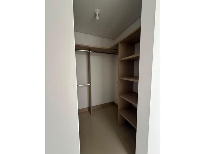Casa de 3 alcobas en venta en El Castillo, Jamundí, 147 m² · foto 13 de 24