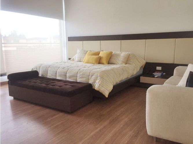 Casa en venta en Guaymaral, Bogotá · foto 4 de 24