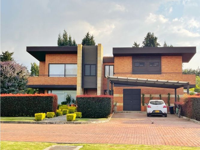 Casa en venta en Guaymaral, Bogotá · foto 6 de 24