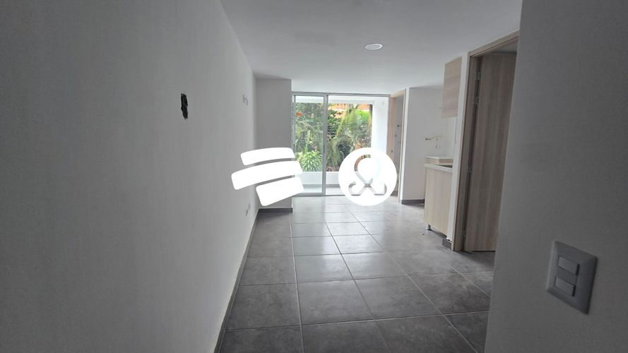 Apartamento de 2 alcobas en venta en Entreamigos, Sabaneta, 52 m² · foto 2 de 16