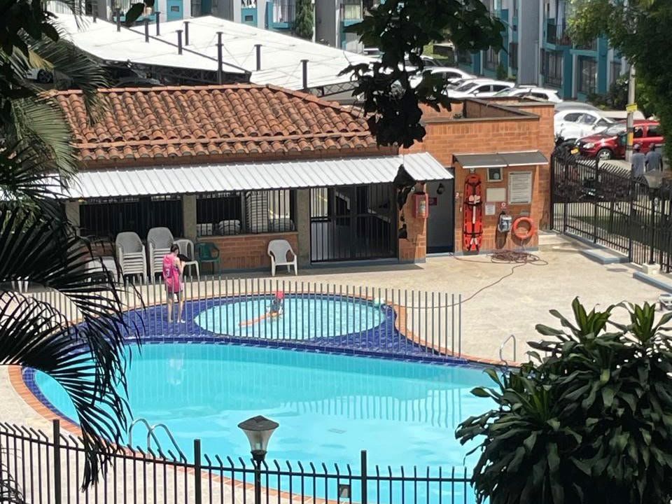 Apartamento en venta en Zona Rural, Itagüí · foto 9 de 10