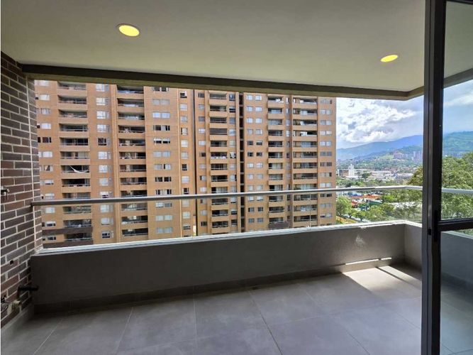 Apartamento de 2 alcobas en arriendo en Ciudad Del Río, Sabaneta, 90 m² · foto 4 de 24
