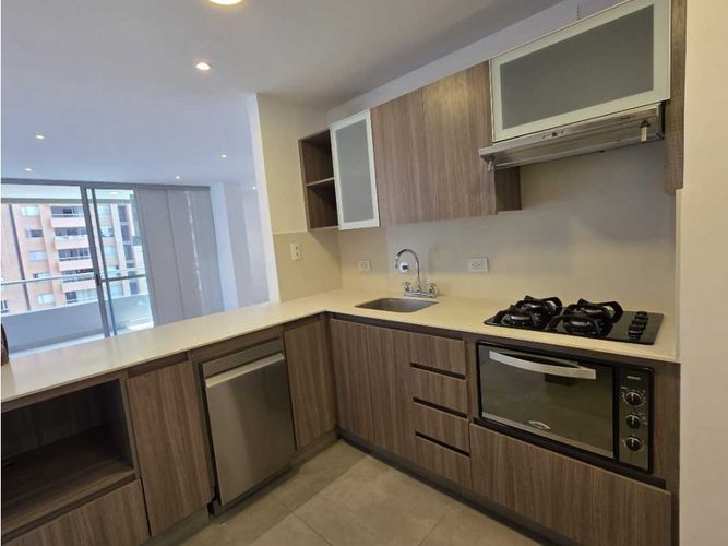 Apartamento de 2 alcobas en arriendo en Ciudad Del Río, Sabaneta, 90 m² · foto 8 de 24