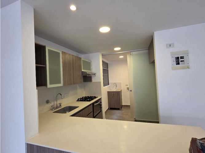 Apartamento de 2 alcobas en arriendo en Ciudad Del Río, Sabaneta, 90 m² · foto 9 de 24