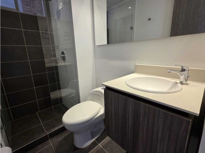 Apartamento de 2 alcobas en arriendo en Ciudad Del Río, Sabaneta, 90 m² · foto 16 de 24