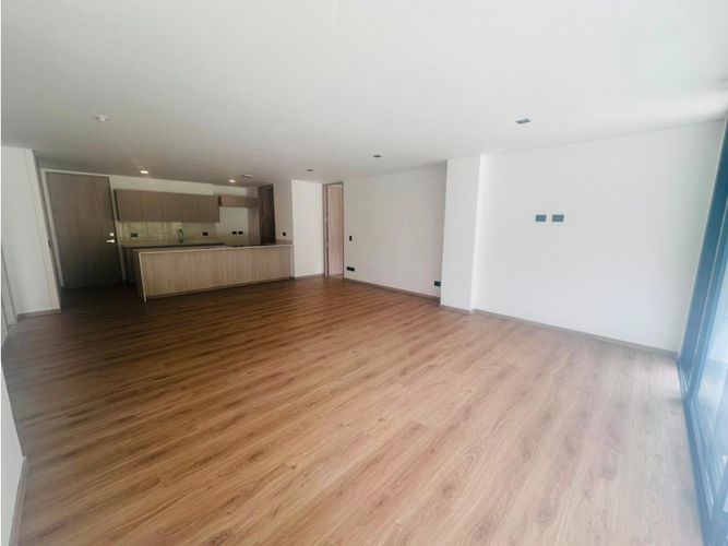 Apartamento de 2 alcobas en venta en La Convencion, Rionegro, 137 m² · foto 7 de 16