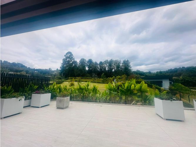Apartamento de 2 alcobas en venta en La Convencion, Rionegro, 137 m² · foto 12 de 16