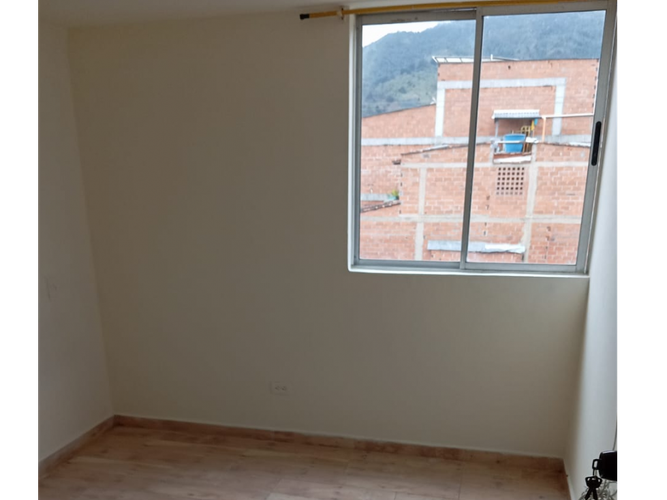 Apartamento de 3 alcobas en venta en La Milagrosa, La Ceja, 61 m² · foto 9 de 15