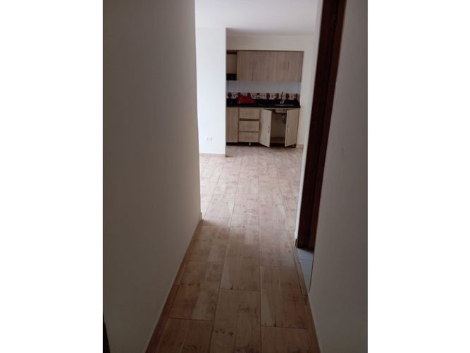 Apartamento de 3 alcobas en venta en La Milagrosa, La Ceja, 61 m² · foto 10 de 15