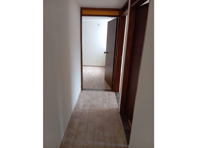 Apartamento de 3 alcobas en venta en La Milagrosa, La Ceja, 61 m² · foto 11 de 15