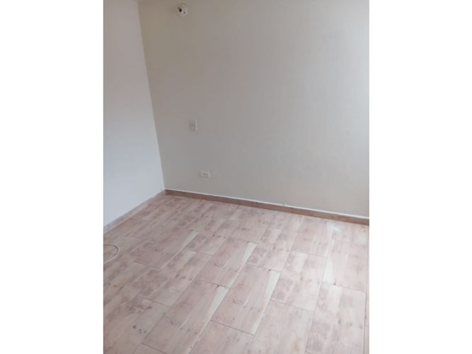 Apartamento de 3 alcobas en venta en La Milagrosa, La Ceja, 61 m² · foto 12 de 15