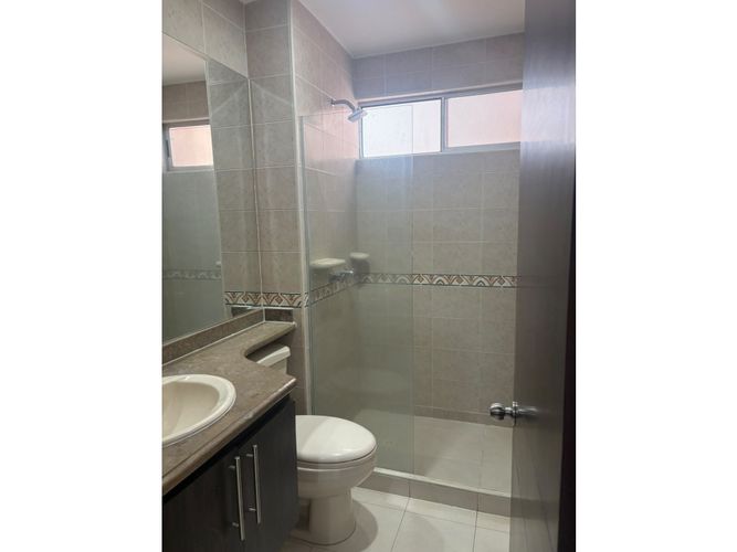 Apartamento de 3 alcobas en venta en Cristales, Cali, 190 m² · foto 12 de 24