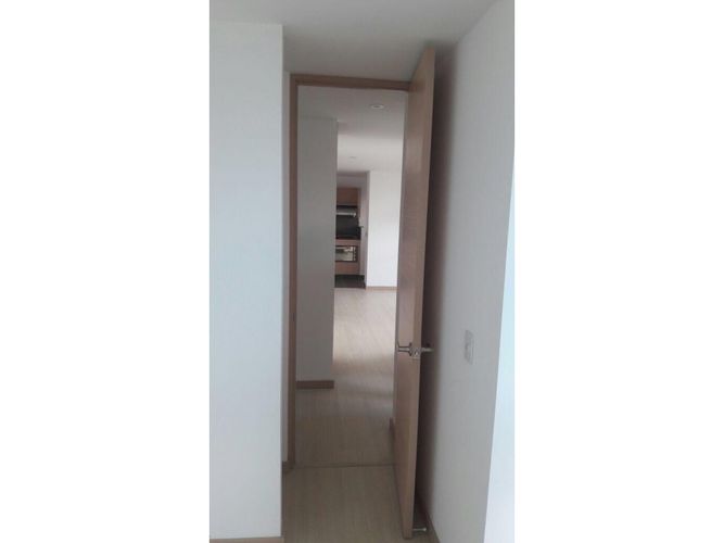 Apartamento de 2 alcobas en arriendo en Loma Del Esmeraldal, Itagüí, 85 m² · foto 15 de 20