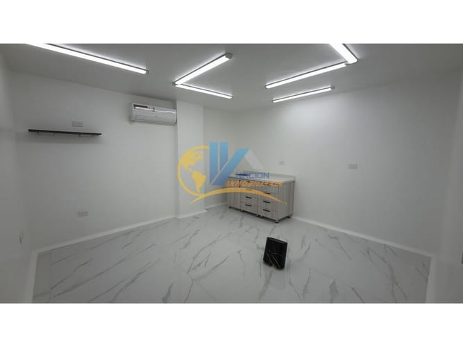 Local en arriendo en San Francisco, Bucaramanga, 16 m² · foto 2 de 3