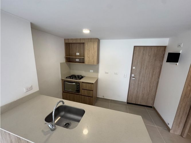 Apartaestudio en arriendo en Loma De Las Brujas, Medellín, 80 m² · foto 6 de 24