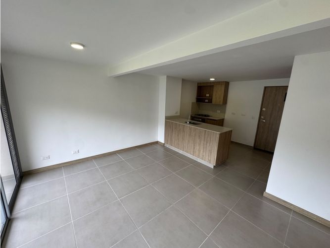 Apartaestudio en arriendo en Loma De Las Brujas, Medellín, 80 m² · foto 9 de 24