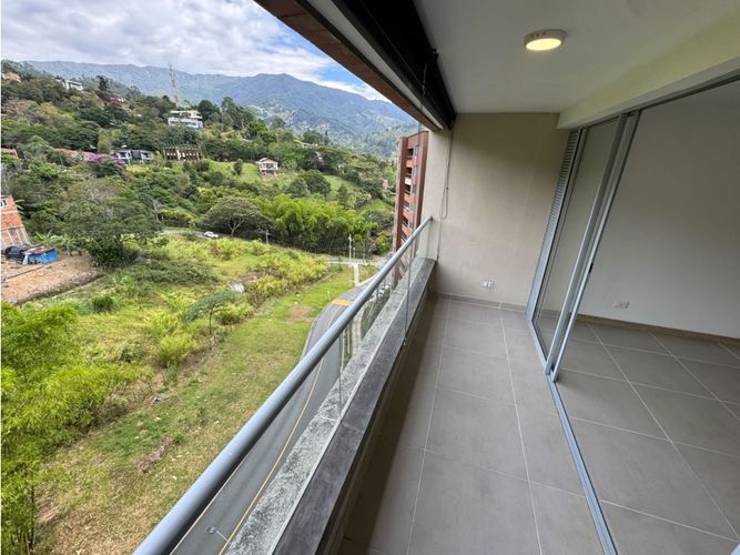 Apartaestudio en arriendo en Loma De Las Brujas, Medellín, 80 m² · foto 10 de 24