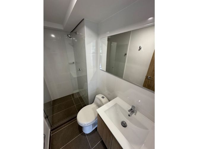 Apartaestudio en arriendo en Loma De Las Brujas, Medellín, 80 m² · foto 12 de 24