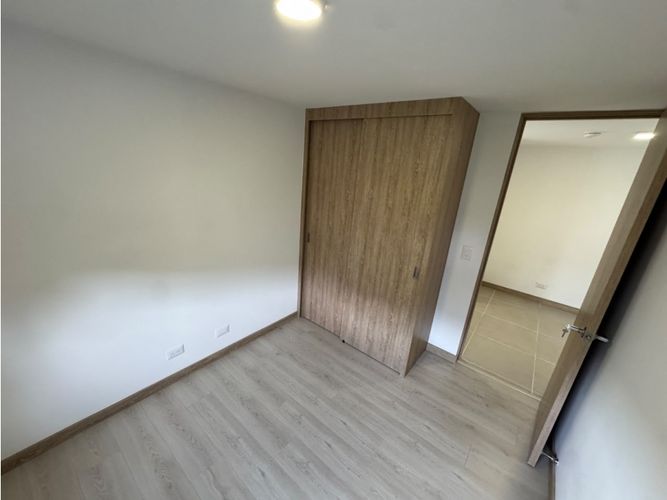 Apartaestudio en arriendo en Loma De Las Brujas, Medellín, 80 m² · foto 15 de 24