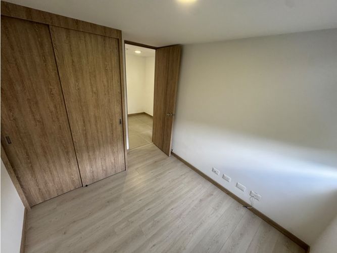 Apartaestudio en arriendo en Loma De Las Brujas, Medellín, 80 m² · foto 18 de 24