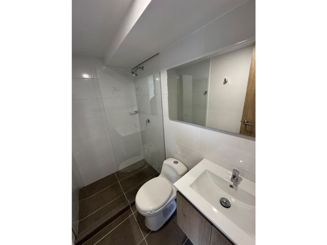 Apartaestudio en arriendo en Loma De Las Brujas, Medellín, 80 m² · foto 20 de 24