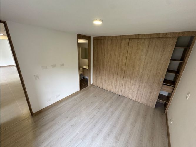 Apartaestudio en arriendo en Loma De Las Brujas, Medellín, 80 m² · foto 22 de 24
