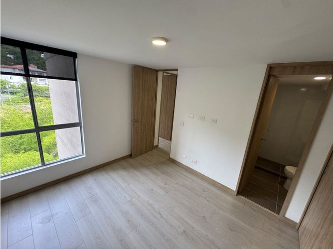 Apartaestudio en arriendo en Loma De Las Brujas, Medellín, 80 m² · foto 24 de 24
