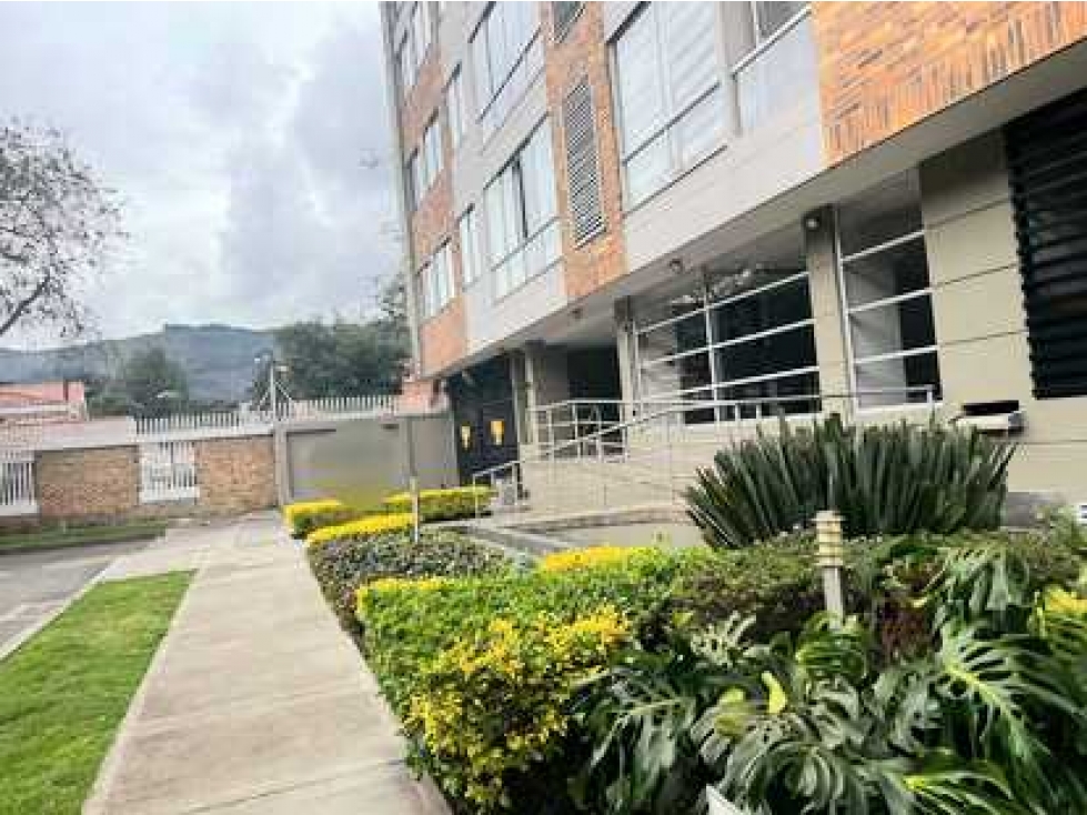 Apartamento en venta en Country Club, Bogotá · foto 5 de 24