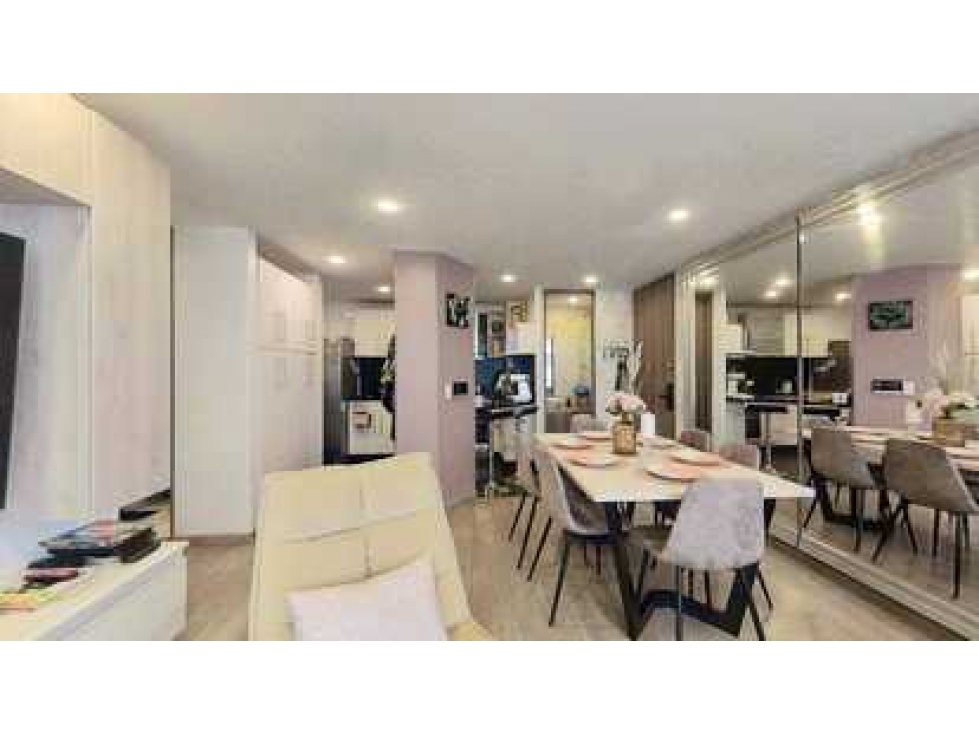 Apartamento en venta en Country Club, Bogotá · foto 10 de 24