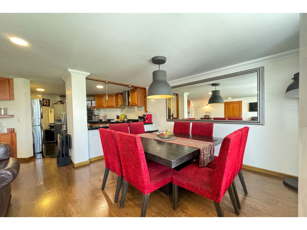 Apartamento en venta en Los Rosales, Bogotá · foto 3 de 14