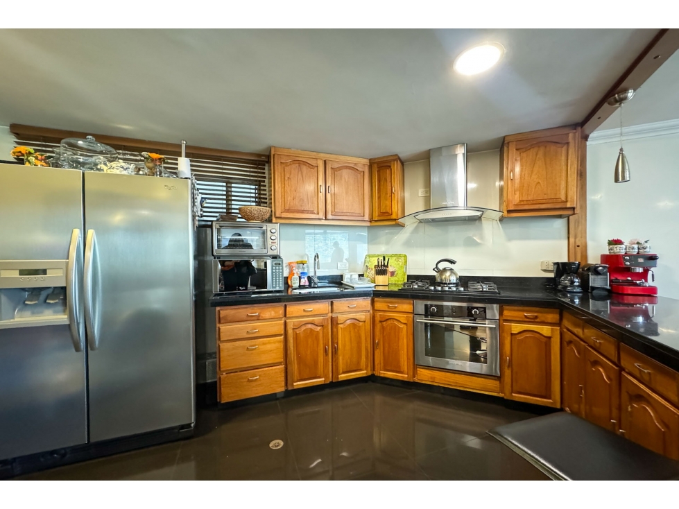 Apartamento en venta en Los Rosales, Bogotá · foto 5 de 14