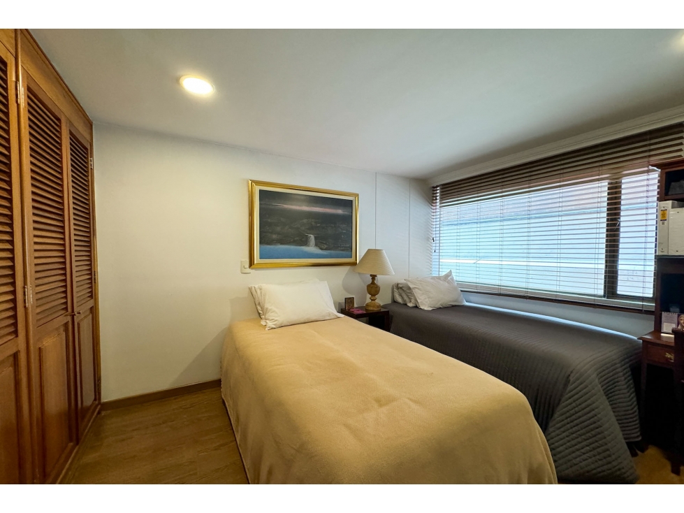 Apartamento en venta en Los Rosales, Bogotá · foto 9 de 14