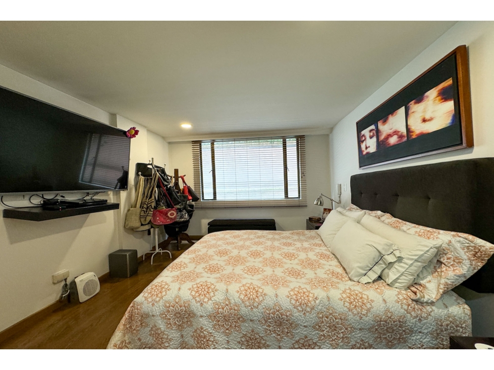 Apartamento en venta en Los Rosales, Bogotá · foto 12 de 14