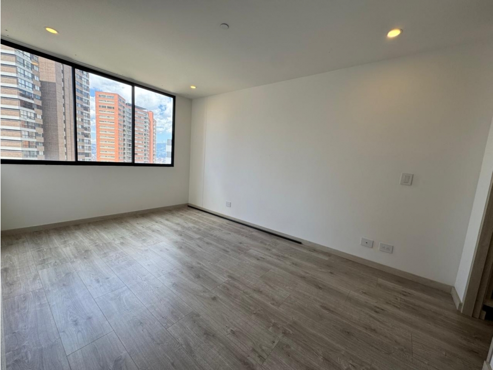 Apartamento en arriendo en El Poblado, Medellín · foto 9 de 13