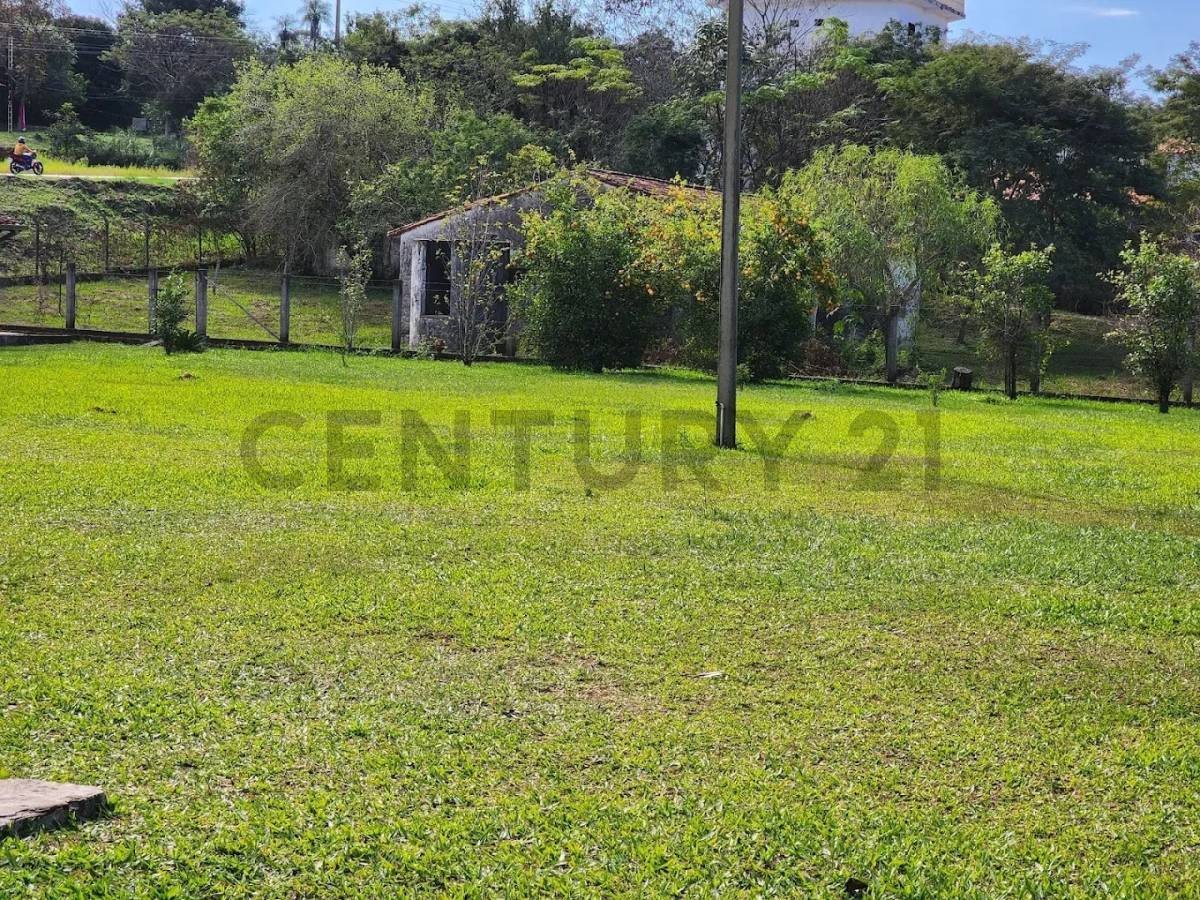 EN VENTA GRANJA EN CAACUPE SOBRE RUTA — foto 3