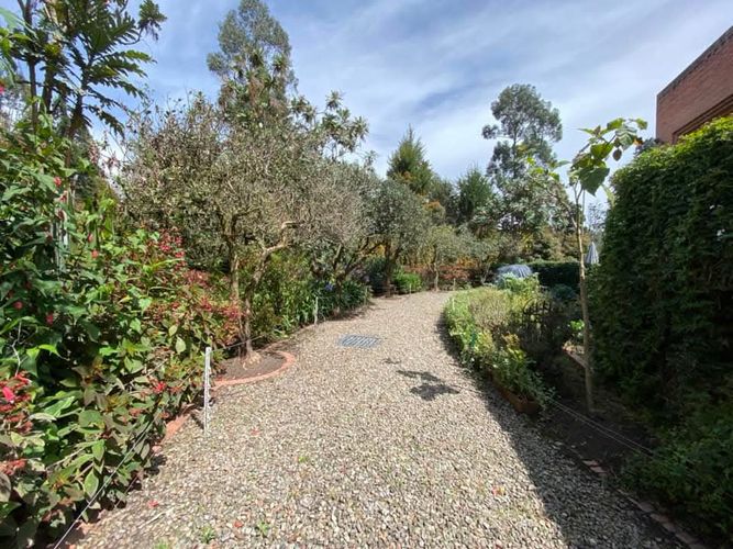 Casa de 3 alcobas en venta en Cacique, Funza, 350 m² · foto 10 de 24