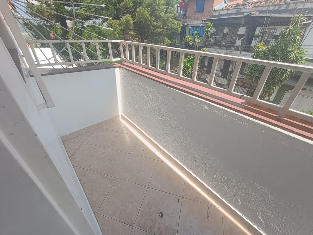 Apartamento en venta en Manrique Central, Medellín · foto 4 de 11