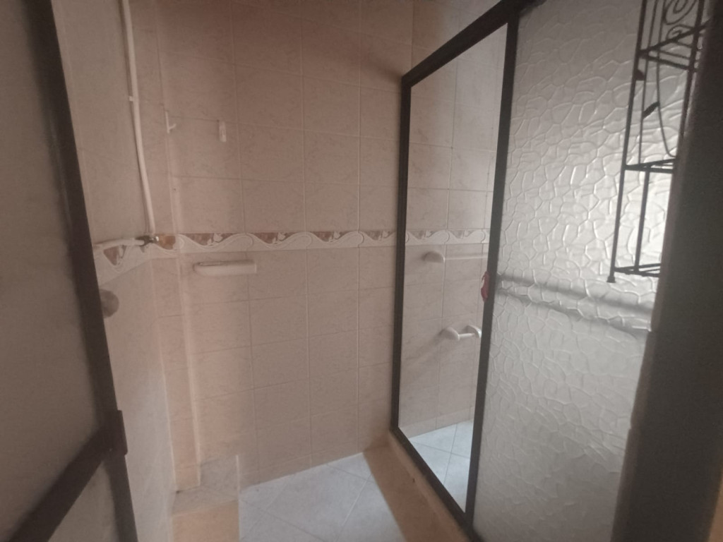 Apartamento en venta en Manrique Central, Medellín · foto 9 de 11