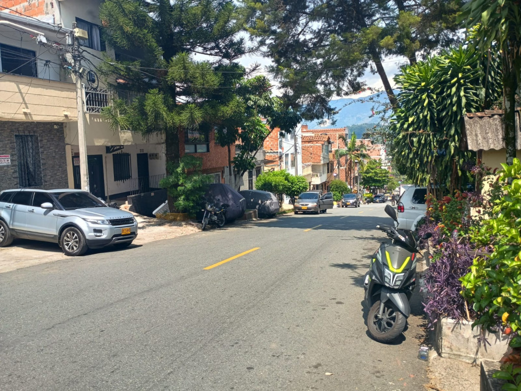 Apartamento en venta en Manrique Central, Medellín · foto 11 de 11