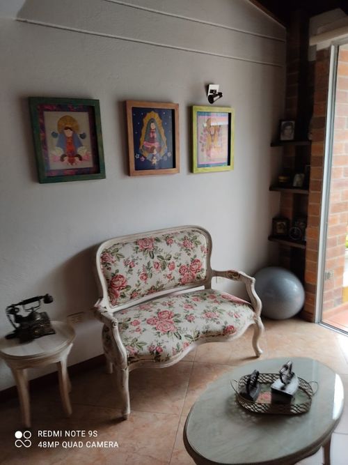 Casa de 3 alcobas en venta en Bavaria, La Estrella, 178 m² · foto 2 de 24