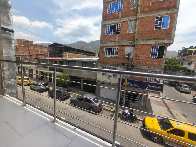 Local en arriendo en Belalcazar, Yumbo, 200 m² · foto 7 de 7