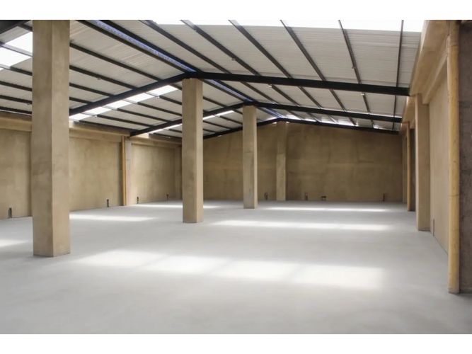 Bodega en venta en Siberia, Cota, 2400 m² · foto 7 de 9