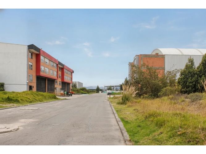 Bodega en venta en Siberia, Cota, 2400 m² · foto 9 de 9