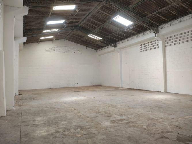 Local en arriendo en Colombia, Barranquilla, 350 m² · foto 8 de 13