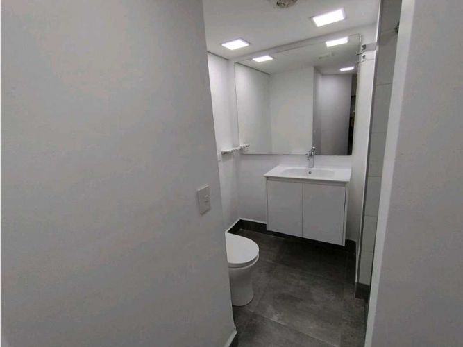 Apartamento de 3 alcobas en venta en La Florida, Medellín, 200 m² · foto 12 de 24
