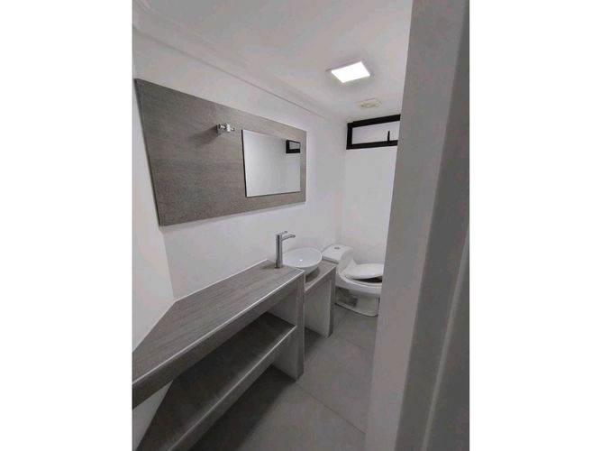 Apartamento de 3 alcobas en venta en La Florida, Medellín, 200 m² · foto 16 de 24