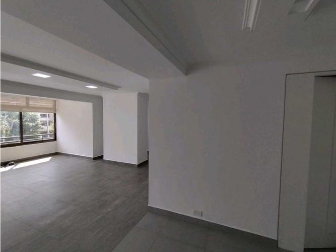 Apartamento de 3 alcobas en venta en La Florida, Medellín, 200 m² · foto 20 de 24